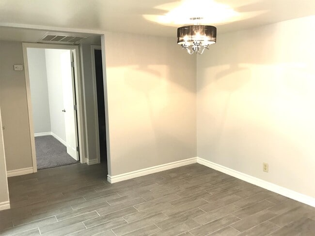 Building Photo - 5160 Indian River Dr