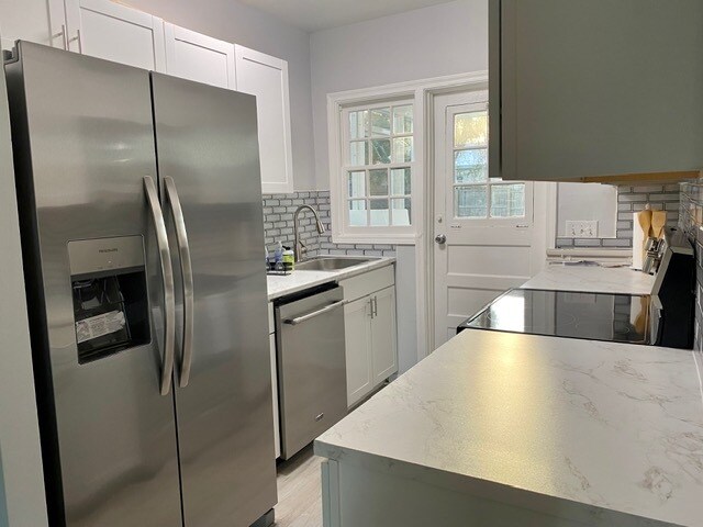 Building Photo - 2515 Vero Beach Ave