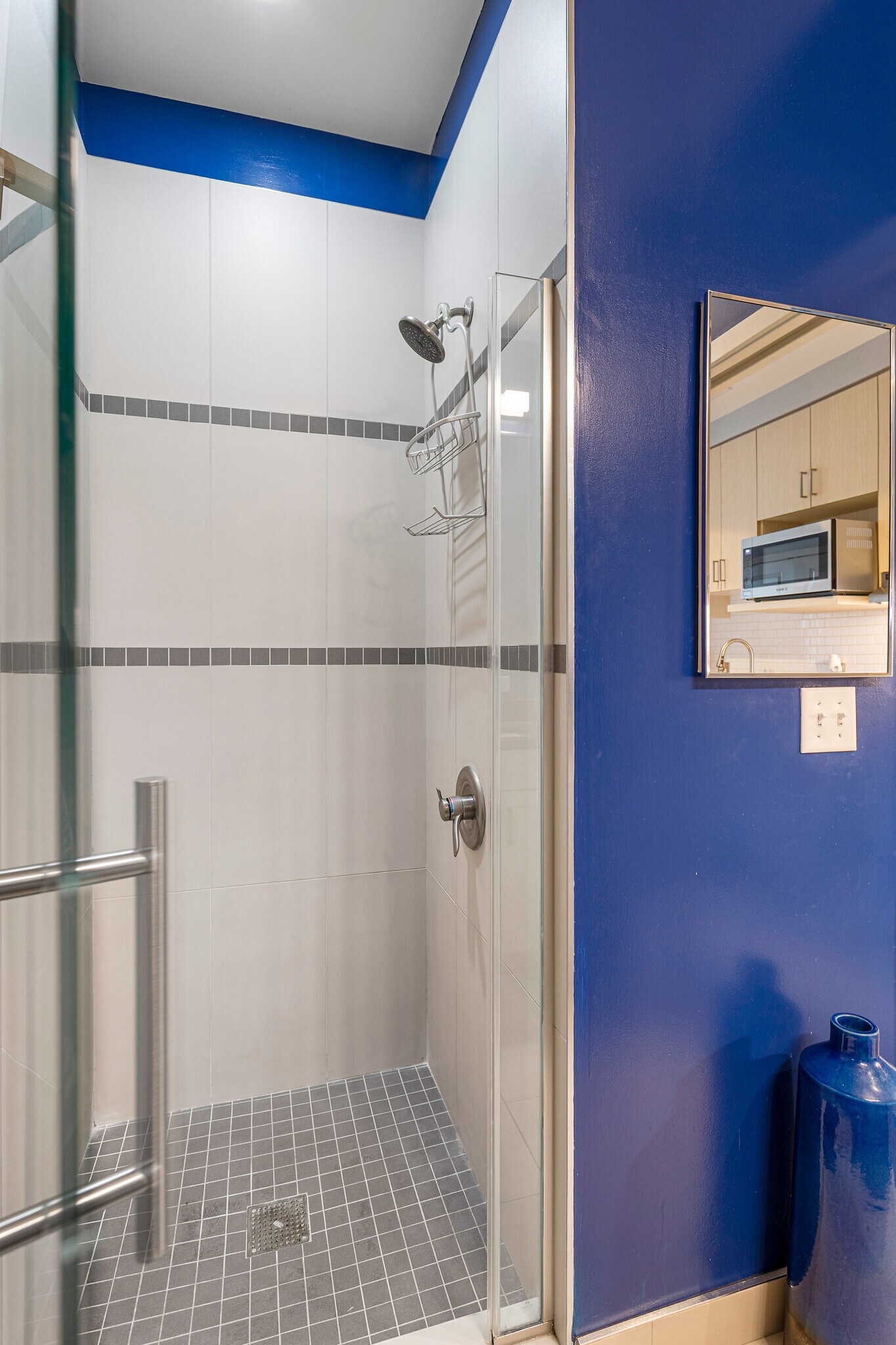 Building Photo - 2550 17th St NW