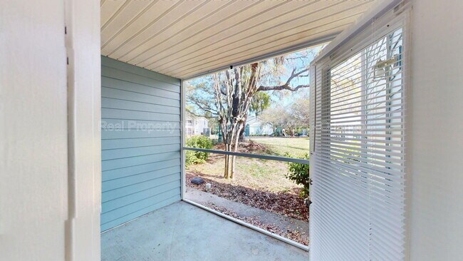 Building Photo - 714 Sugar Bay Way