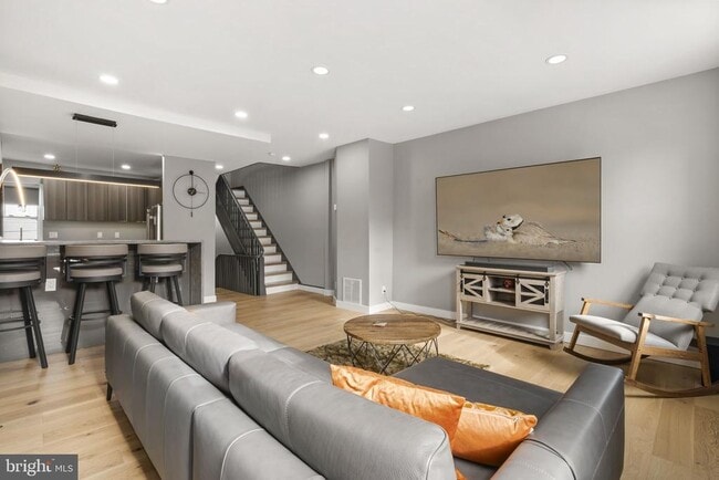 Building Photo - 311 Wharton St