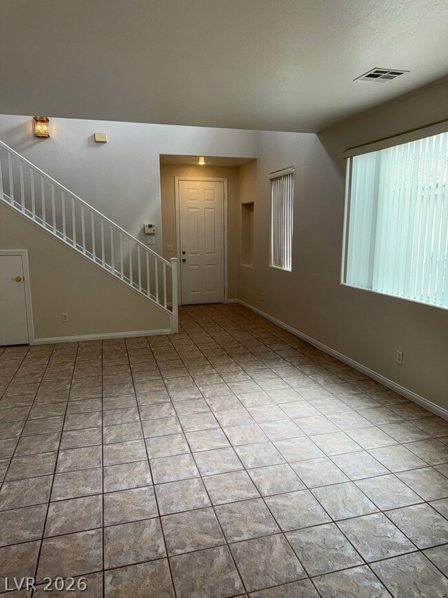Building Photo - 8475 Regal Hills Ct