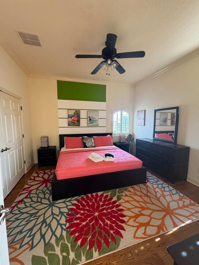 Building Photo - 58 Ocean St