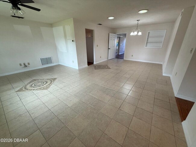 Building Photo - 117 Cuadro Pl