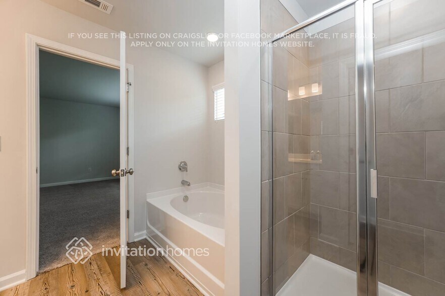 Building Photo - 7200 Brushwood Bnd