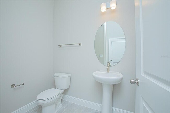 Building Photo - 6533 Rover Wy