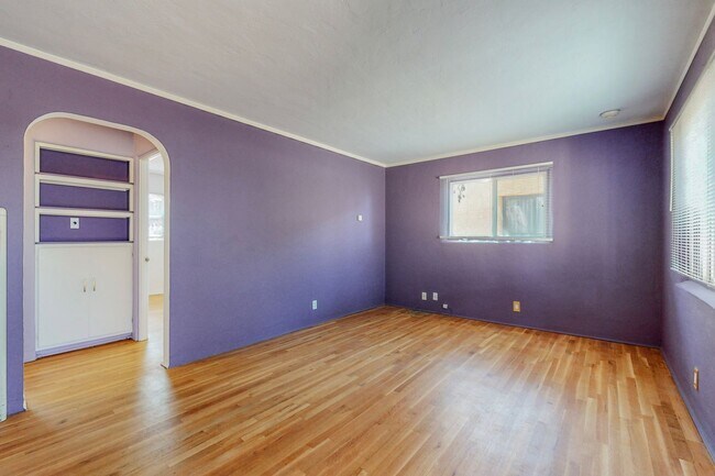 Building Photo - 1716 Bryn Mawr Dr NE