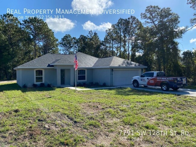 Building Photo - Custom Home - Desirable SW Ocala neighborh...