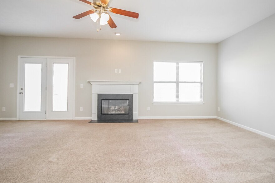 Building Photo - 2102 Longhunter Chase Dr