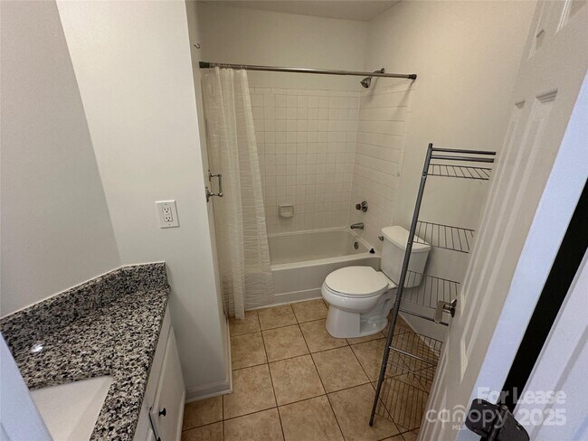 Building Photo - 2129 Regatta Ln