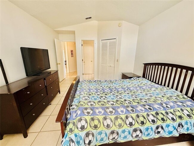 Building Photo - 4854 Kingston Cir