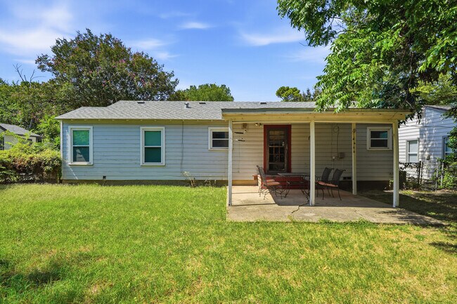 Building Photo - 3412 Brady Ave