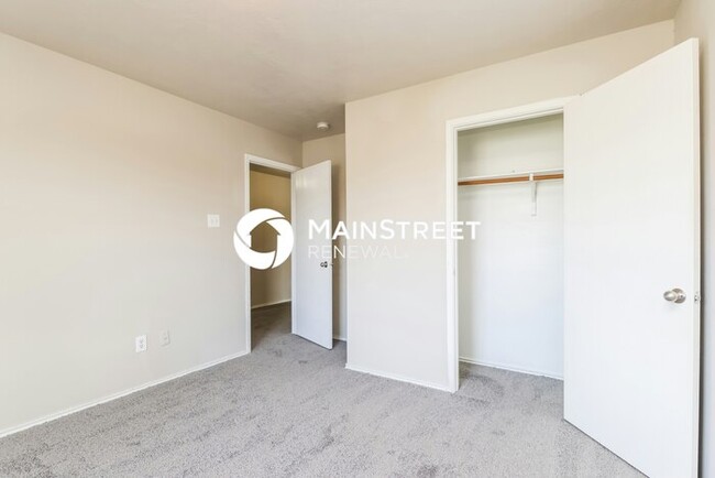 Building Photo - 21202 Linden House Ct