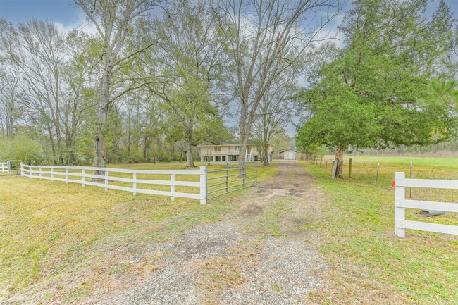 Building Photo - 10412 Ehlers Rd