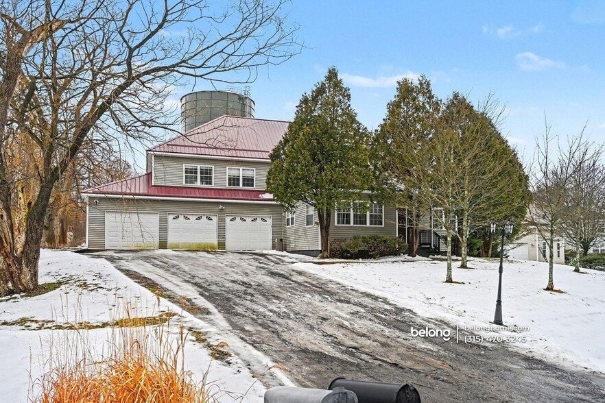 Building Photo - 1 Sanctuary Dr