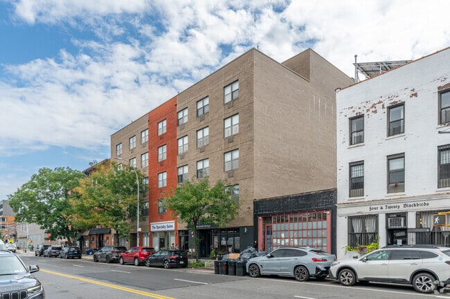 Building Photo - 433 3rd Ave