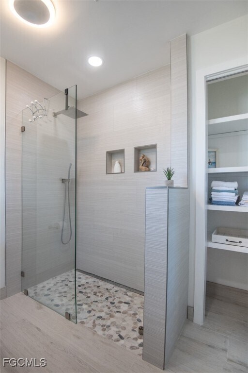 Building Photo - 915 Don Juan Ct