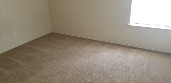 Building Photo - 125 Ryan Cir