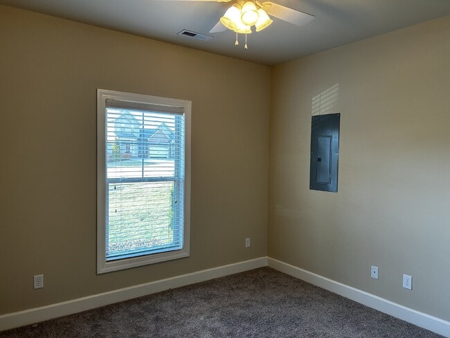 Building Photo - 2BD 2BA Duplex Unit Cooper Square