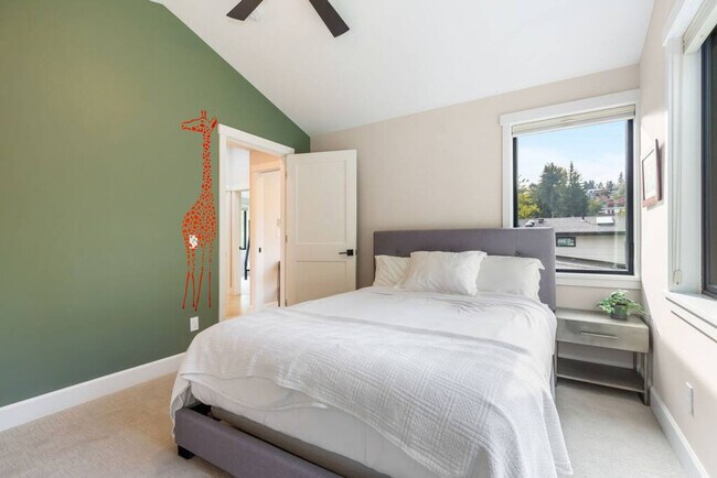 Building Photo - 9047 51st Ave NE