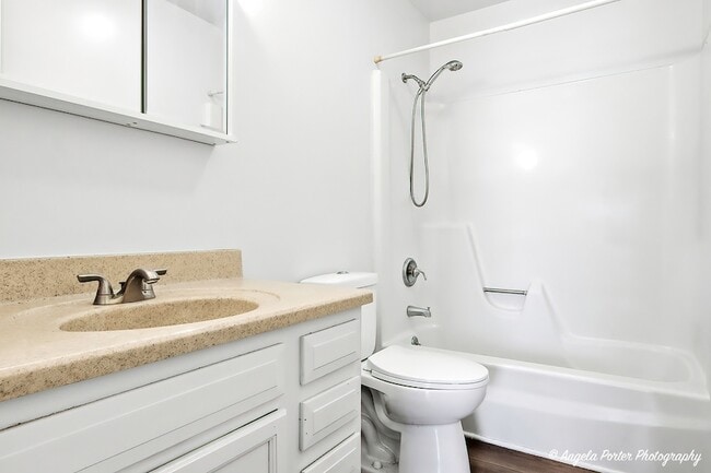 Building Photo - 829 Washington St