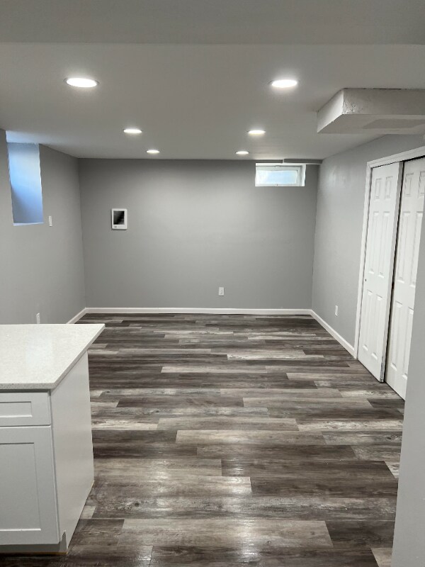 Building Photo - 254 Stewart Ave