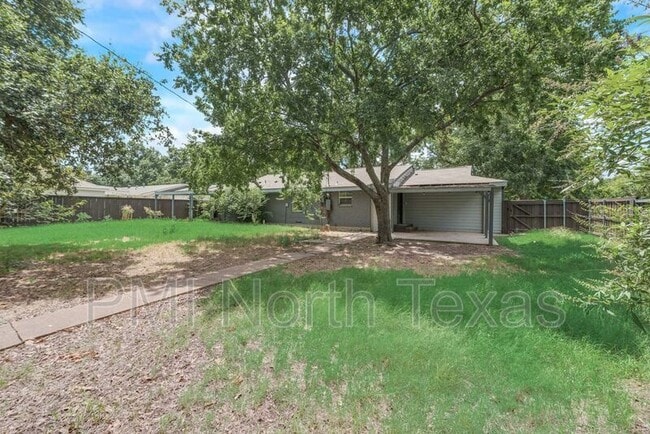 Building Photo - 9580 Magnolia Rd