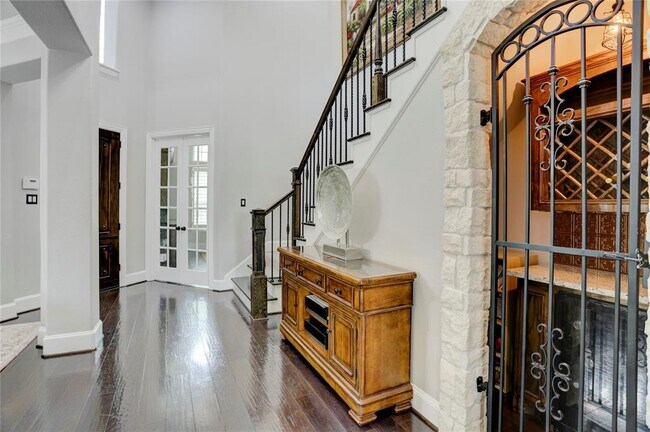 Building Photo - 10727 Stone Isle Ct