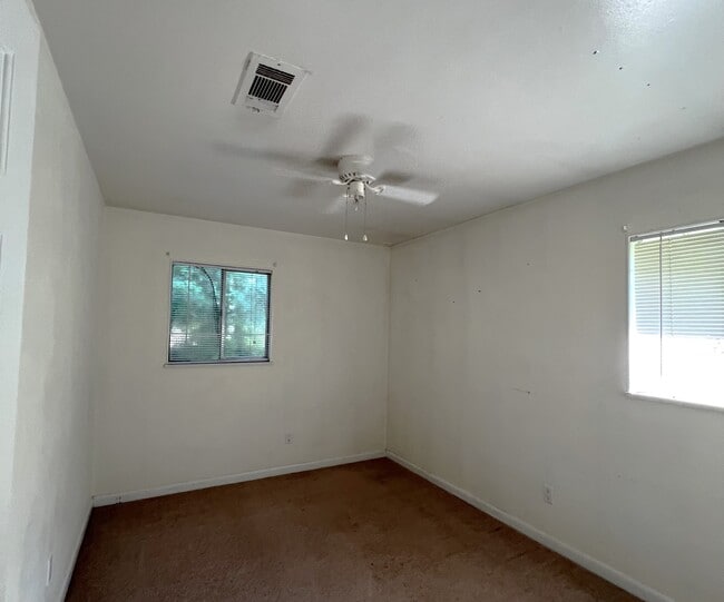 Building Photo - 917 Marvin Ave