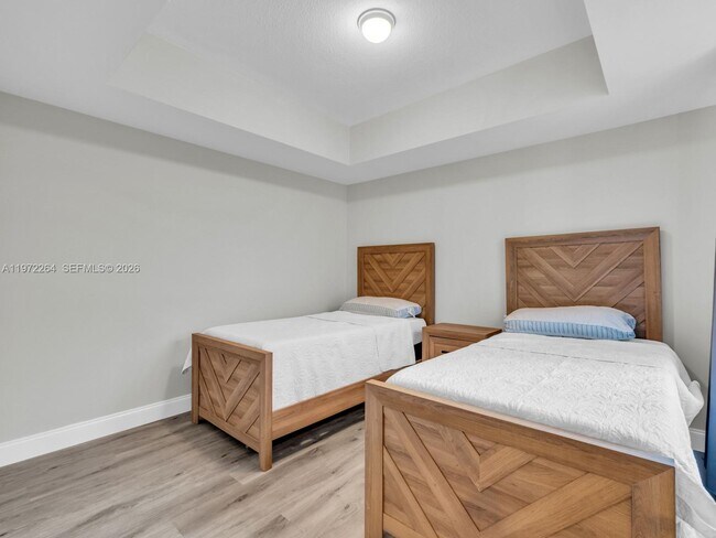 Building Photo - 2051 SE 3rd St