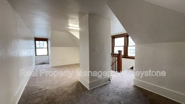 Building Photo - 709 Woodward Ave