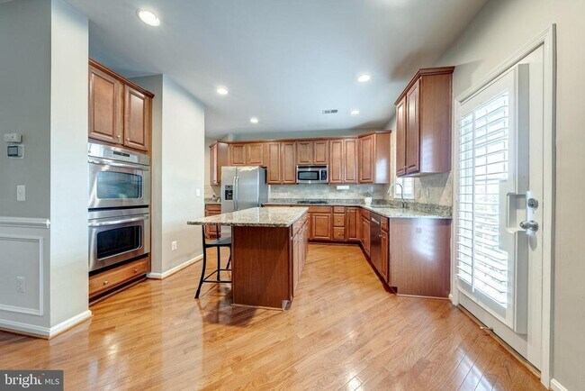 Building Photo - 22739 Balduck Terrace