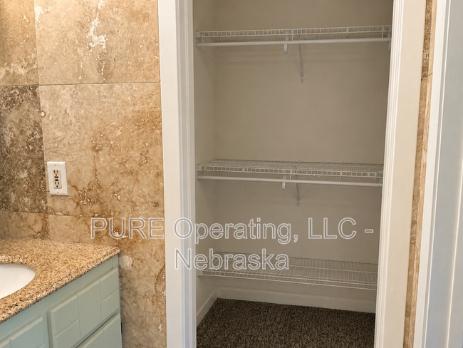 Building Photo - 10635 Spaulding Cir