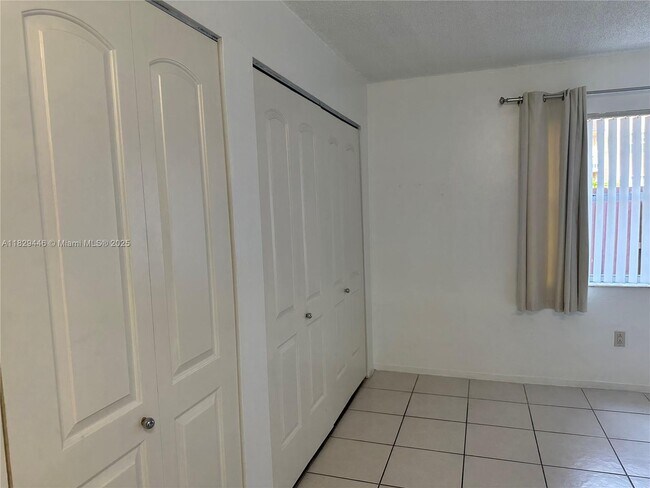 Building Photo - 9972 SW 88th St