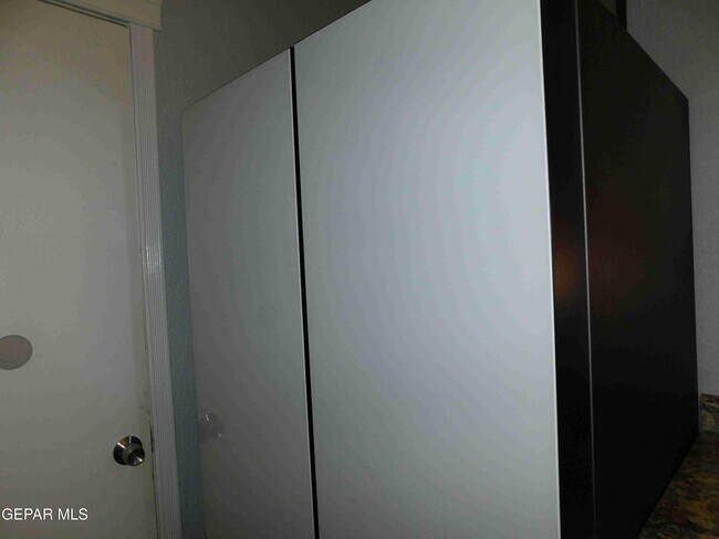 Building Photo - 8609 Pilgrimage Cir