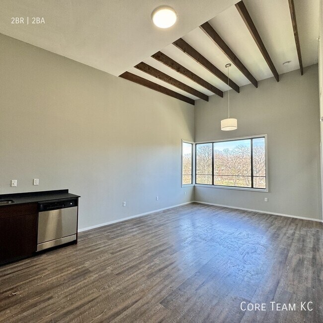 Building Photo - 3632 Gillham Rd