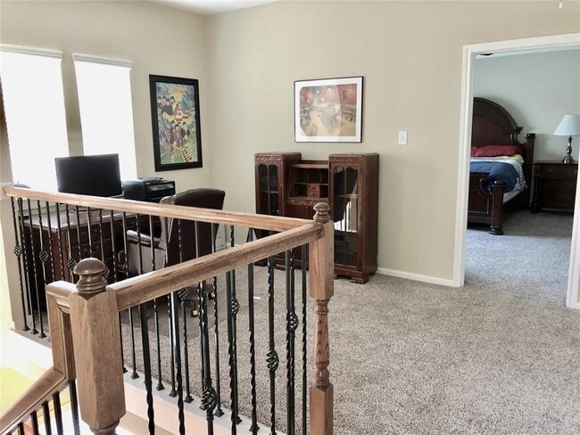 Building Photo - 918 W 26th St