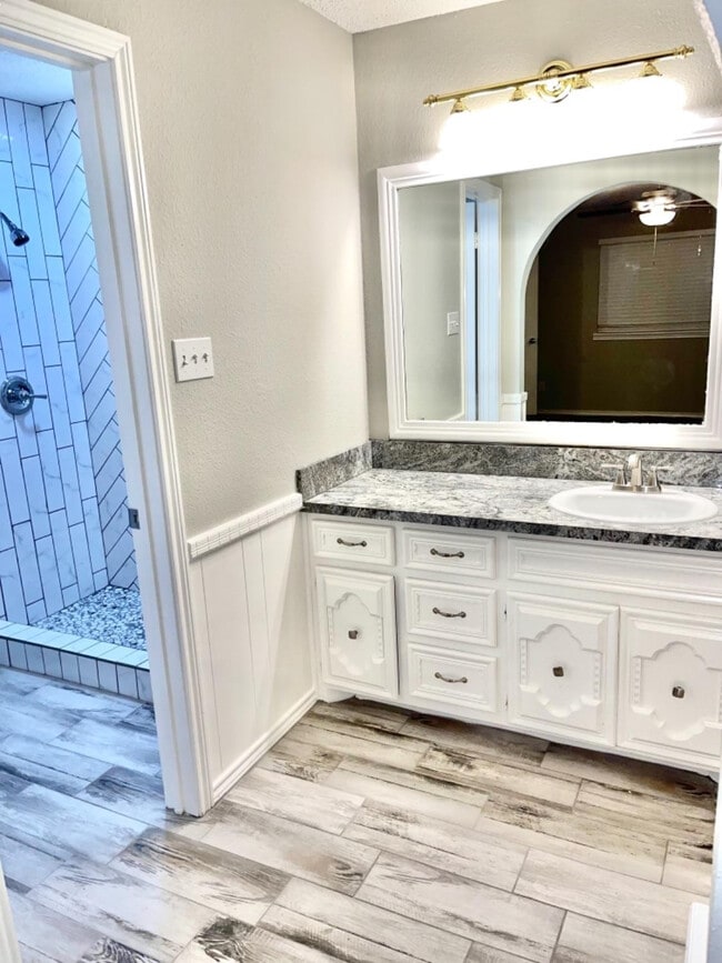 Building Photo - 4601 76th St