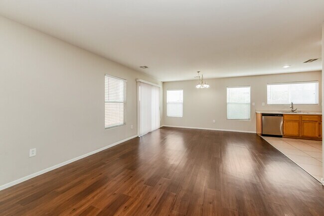 Building Photo - 4268 Perfect Drift St