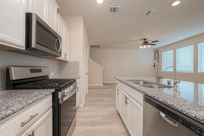 Building Photo - 26030 Drover Sky Ct