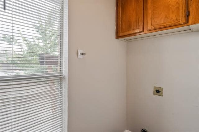 Building Photo - 614 Lillard Rd