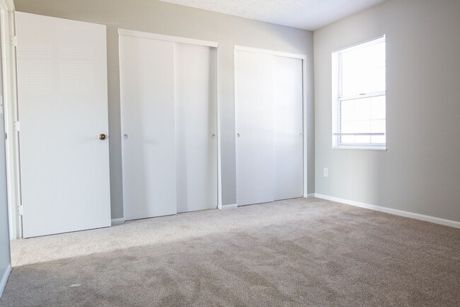 Building Photo - 7778 Deercrest Ct