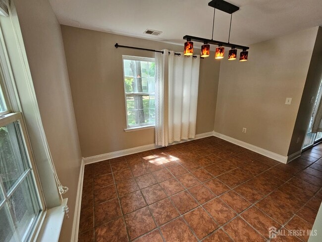 Building Photo - 1403 Cypress Ln