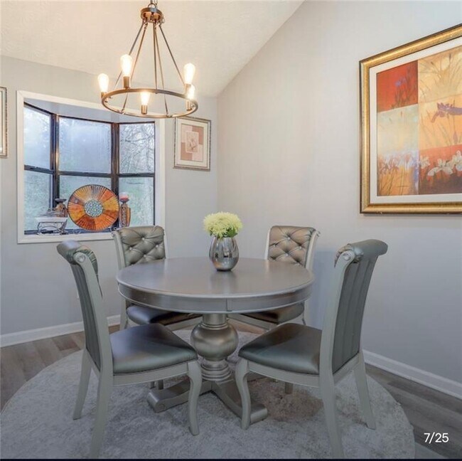 Building Photo - 3468 Deer Trce