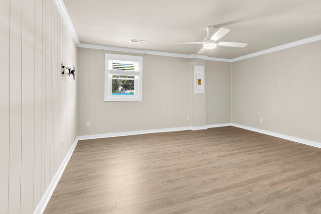 Building Photo - 4440 Spruill Ave