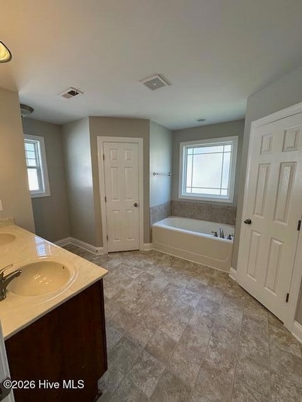 Building Photo - 305 Falcon Bridge Dr