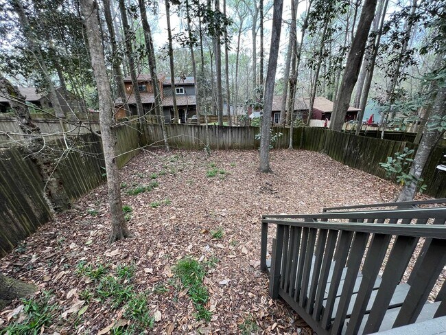 Building Photo - 211 Parkbrook Cir