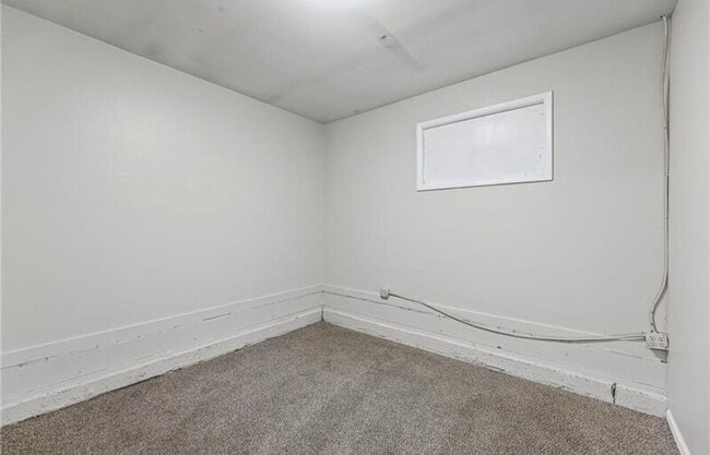 Building Photo - 7020 Hadley St