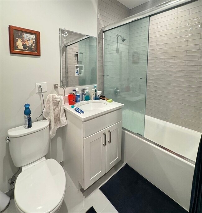 Building Photo - 353 Dorchester St