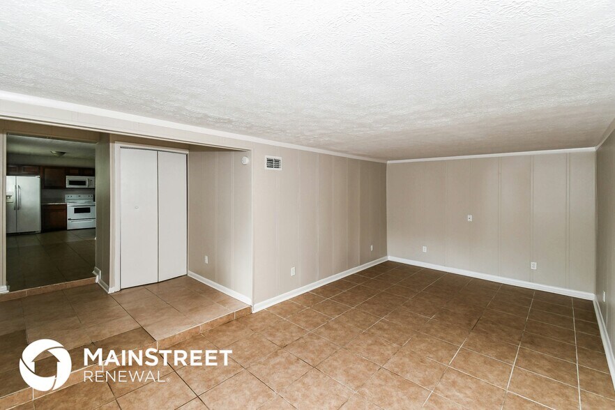 Building Photo - 6505 Parvin Dr